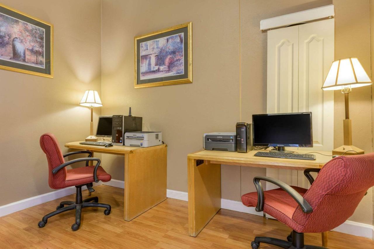 Aire Hotel Lebanon Hershey Екстер'єр фото